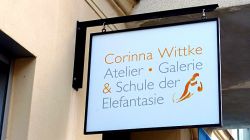 Schild-Schule-der-Elefantasie-800